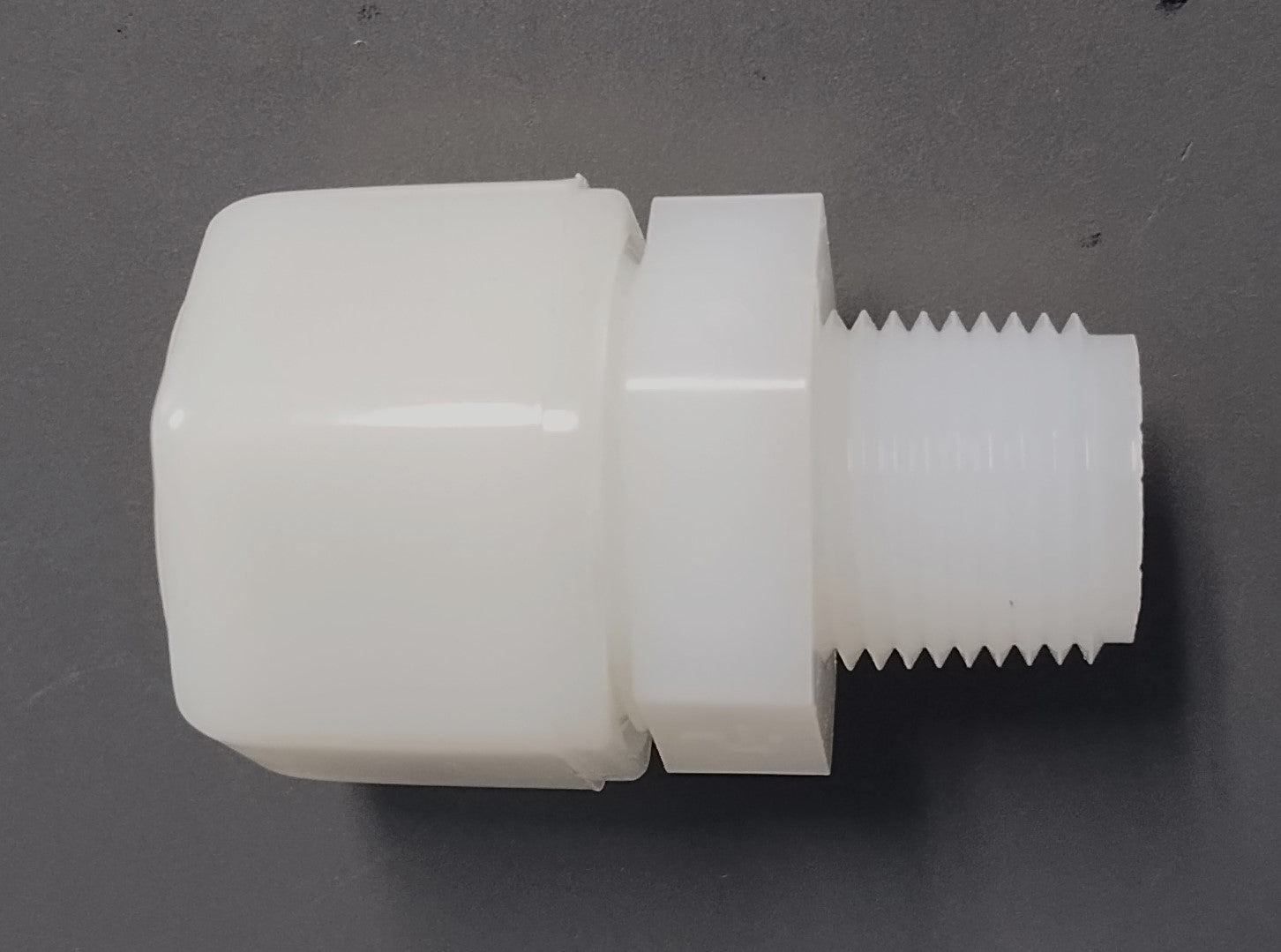 Compression Tube Fitting Nylon Straight Male - 1/2" OD Tube 3/8" NPTF