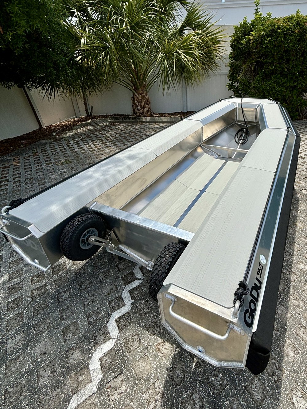 GoDu 10.5 FlatDeck Model